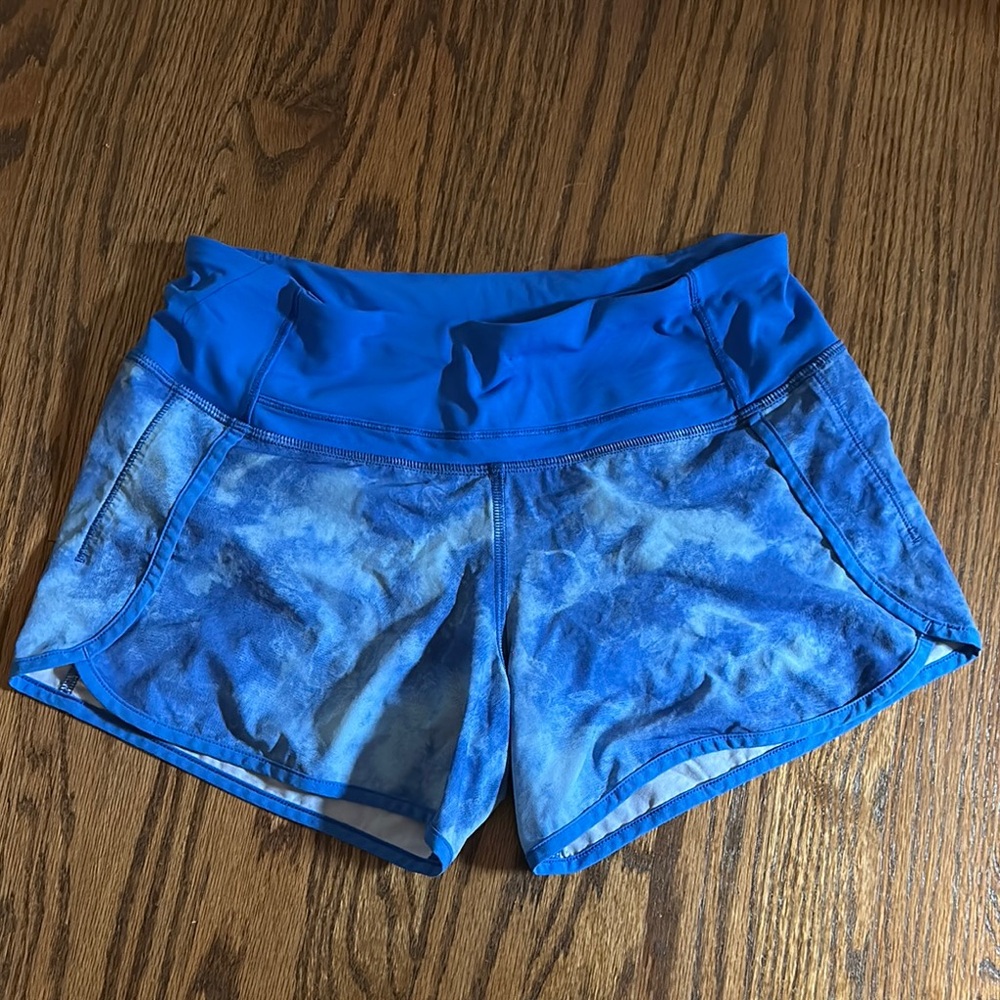 Lululemon Run Times Short Tidal Trip in Pipe Dream Blue